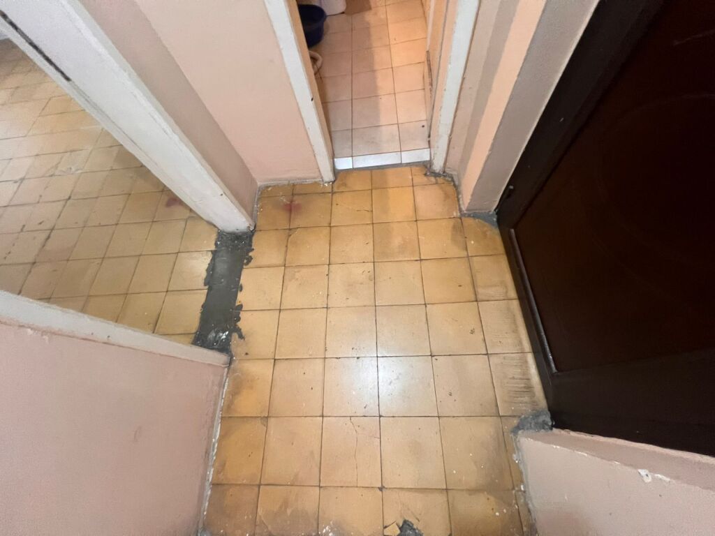 Apartment 1+1 for sale, 2nd floor, €103,000, 21 Dhjetori, near Report TV