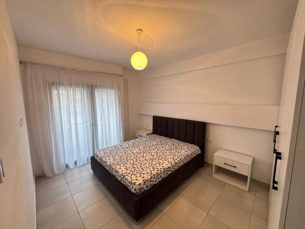 🏡 Jepet me qera apartament 2+1 + parkim  📍 Kodra e Diellit 1 💰 Çmimi: 65,000 Lekë / muaj