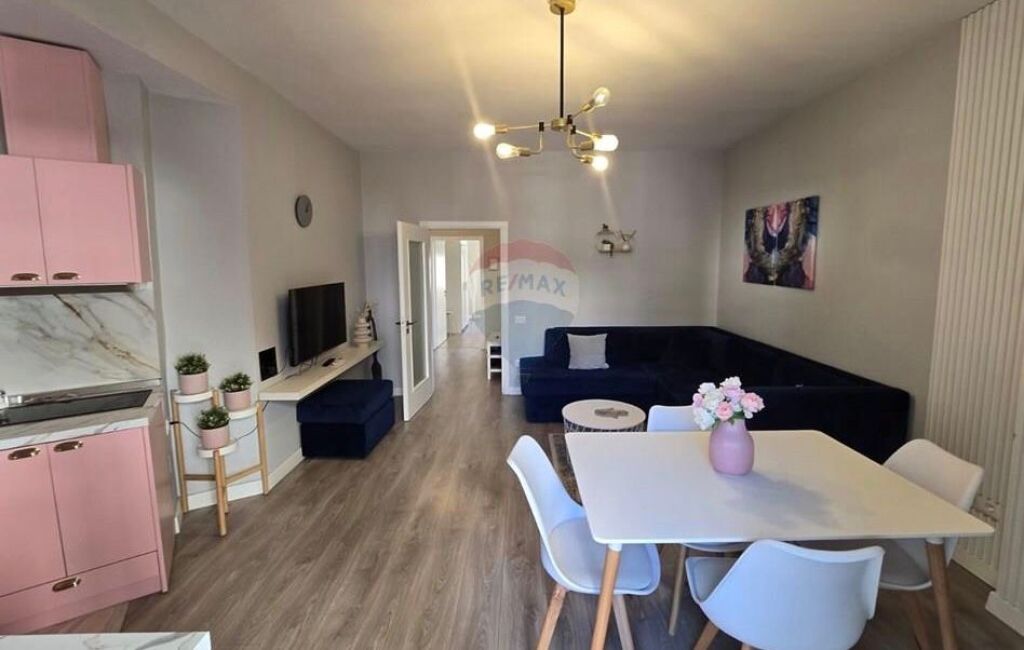 Apartament - Për Qira - Rruga e Barrikadave, Tiranë ID: 530411001-1157