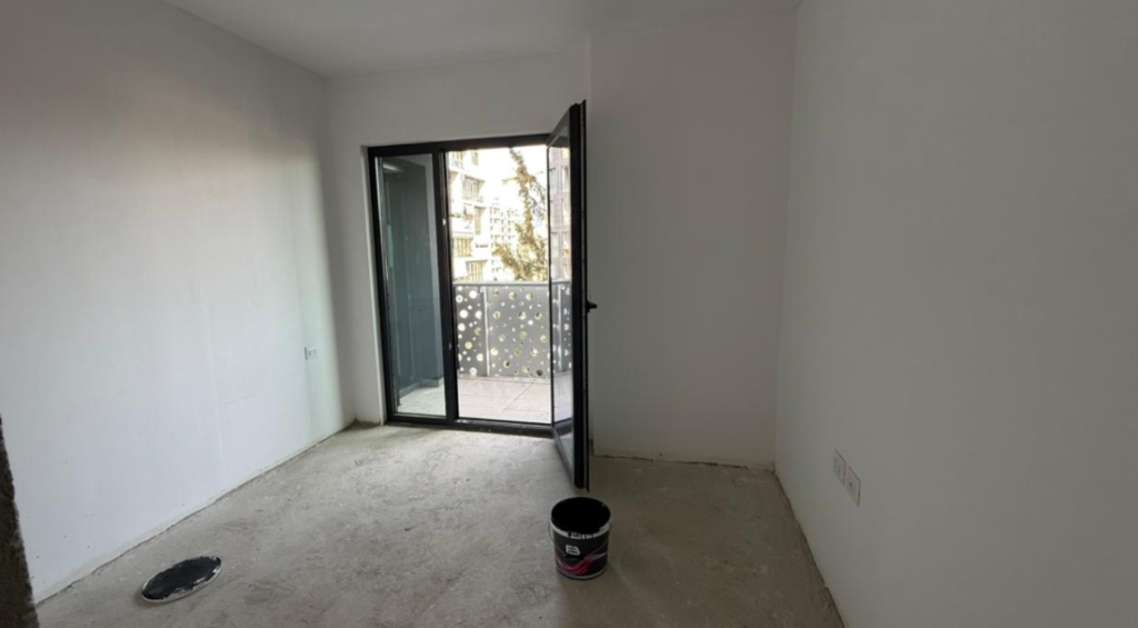 🏡 Shitet Apartament 1+1 – Corner Residence, Rruga e Kavajës