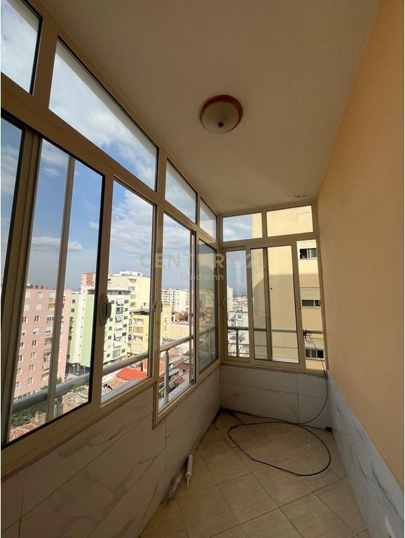 Shitet Apartament 1+1,Ish Rajoni Durres!!