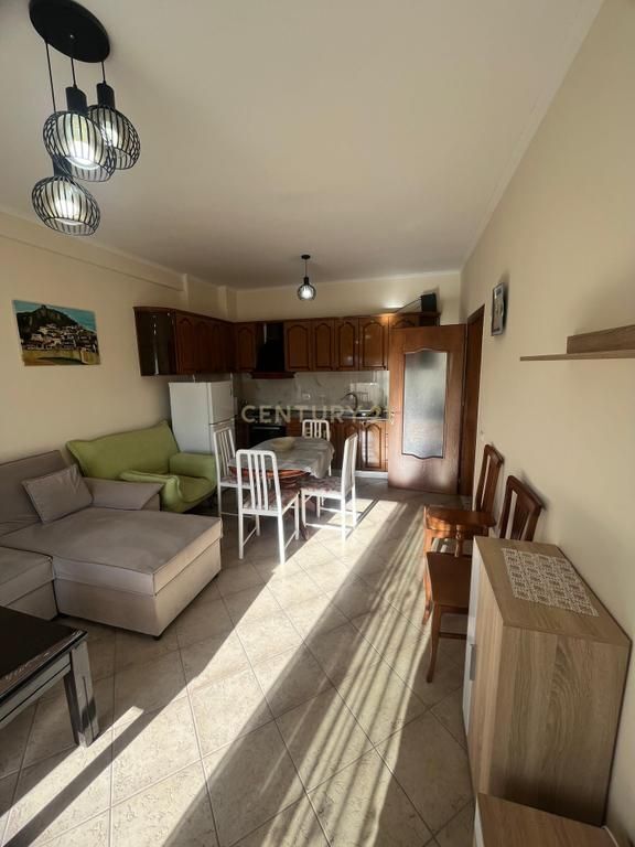 Appartamento 2+2 In Affitto sulla Spiaggia, Durrës !