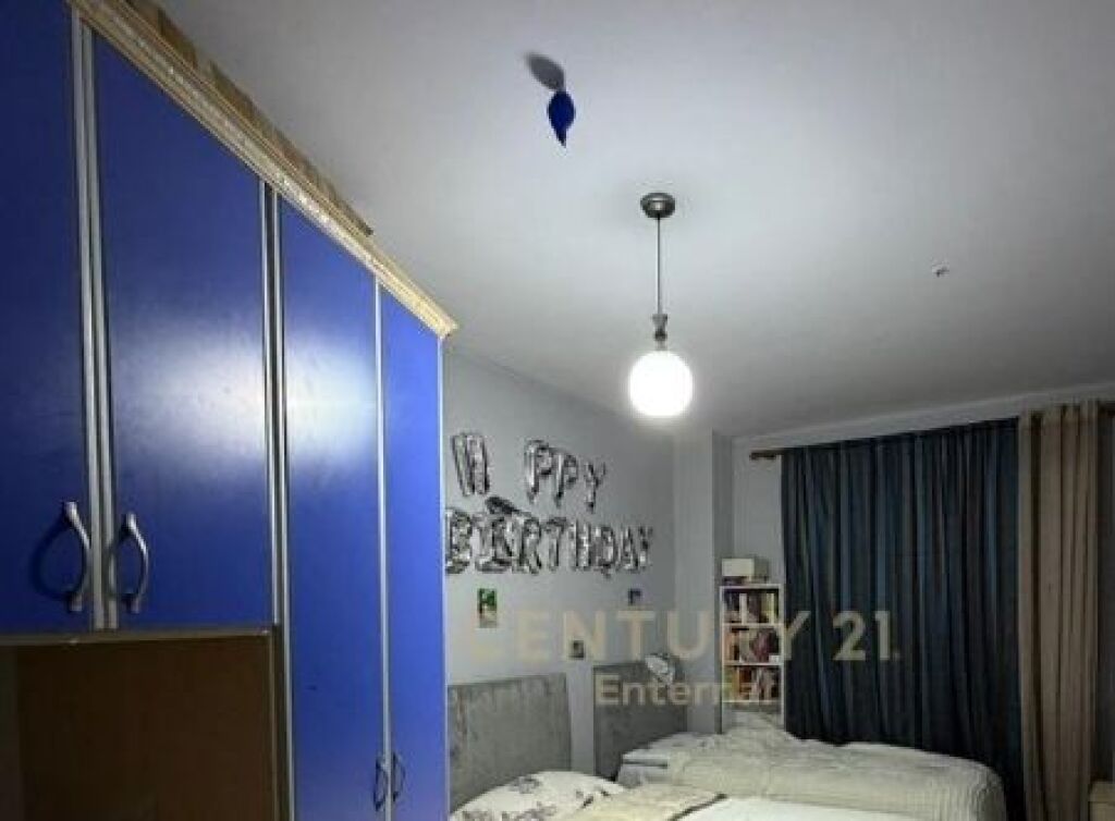 Shitet apartament 3+1+2- hapësirë familjare - Pamja 4
