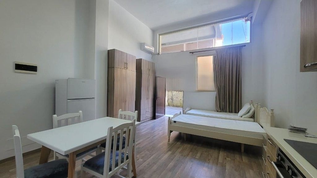 JEPET ME QIRA GARSONIERE NE ZONEN E BRRYLIT 420 € /Muaj