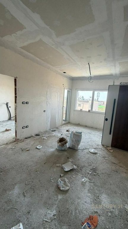 Apartament 1+1 per shitje tek Rr.Kavajes! 105,000 € Sip. Totale  47m2