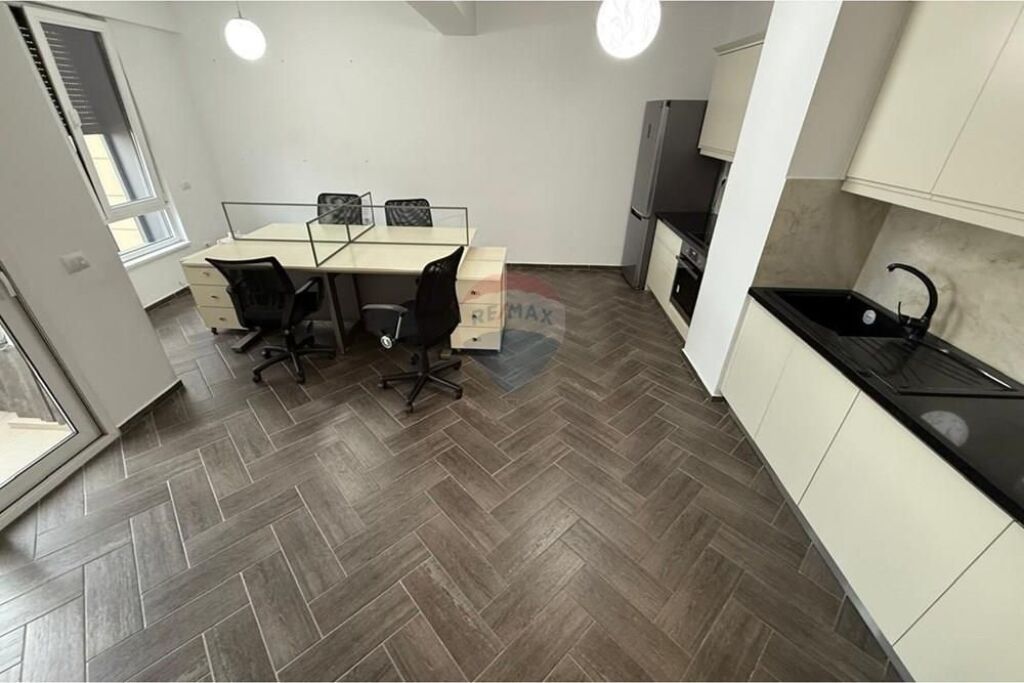 Apartment - For Rent - Myslym Shyri, Tirana