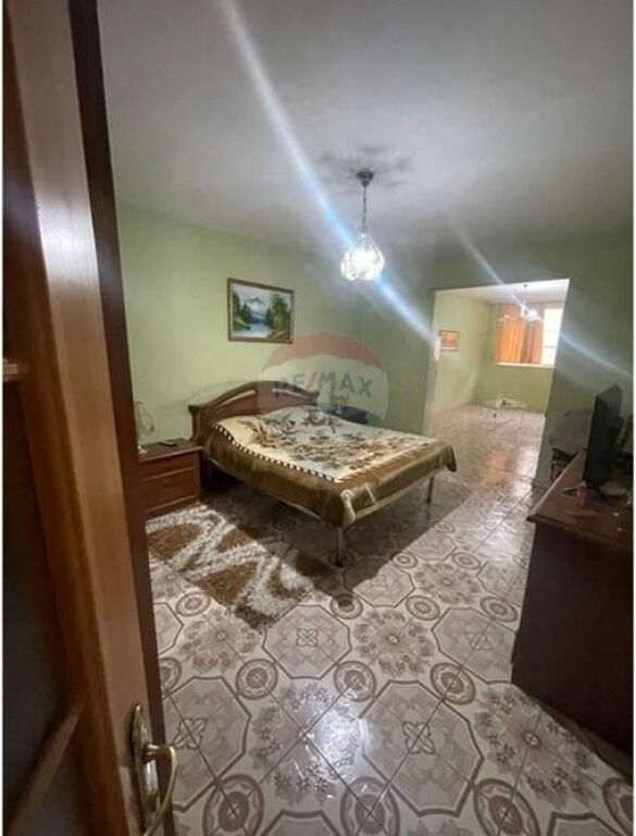 Appartamento - In Vendita - Via Irfan Tomini, Tirana