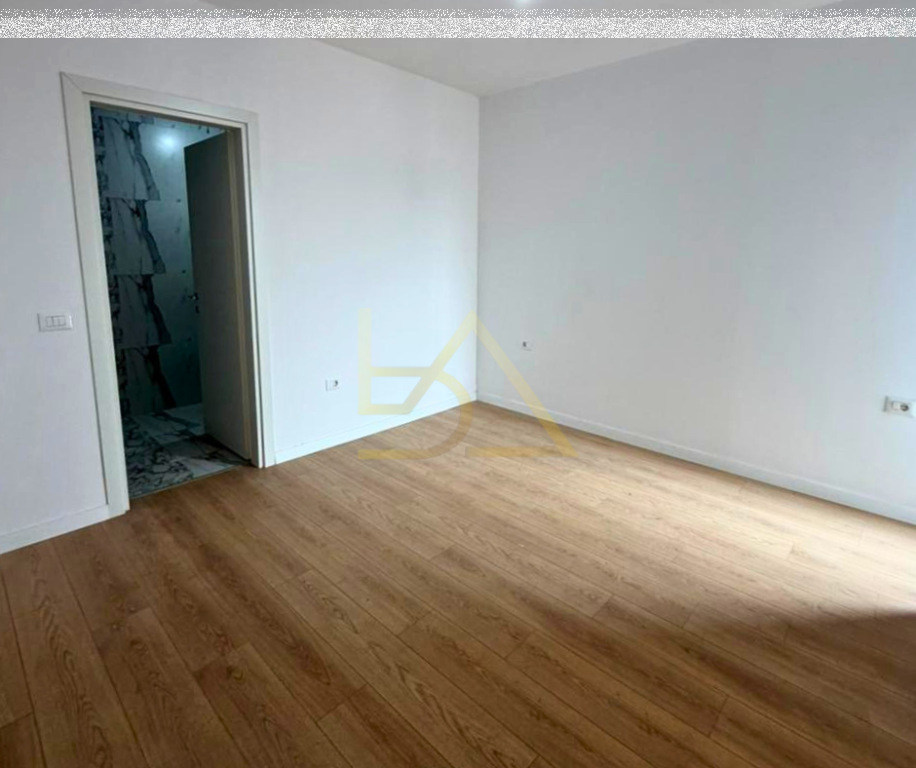 Apartment for Sale– Paris Commune, Tirana