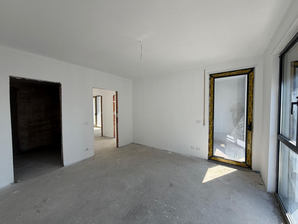Apartment 2+1+🅿️ for sale at Akses Tirana complex