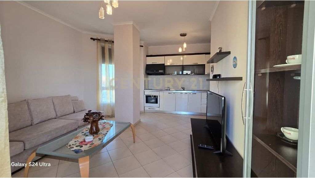 Appartamento 1+1 in Affitto a Iliria, Seconda Linea con Vista Mare !