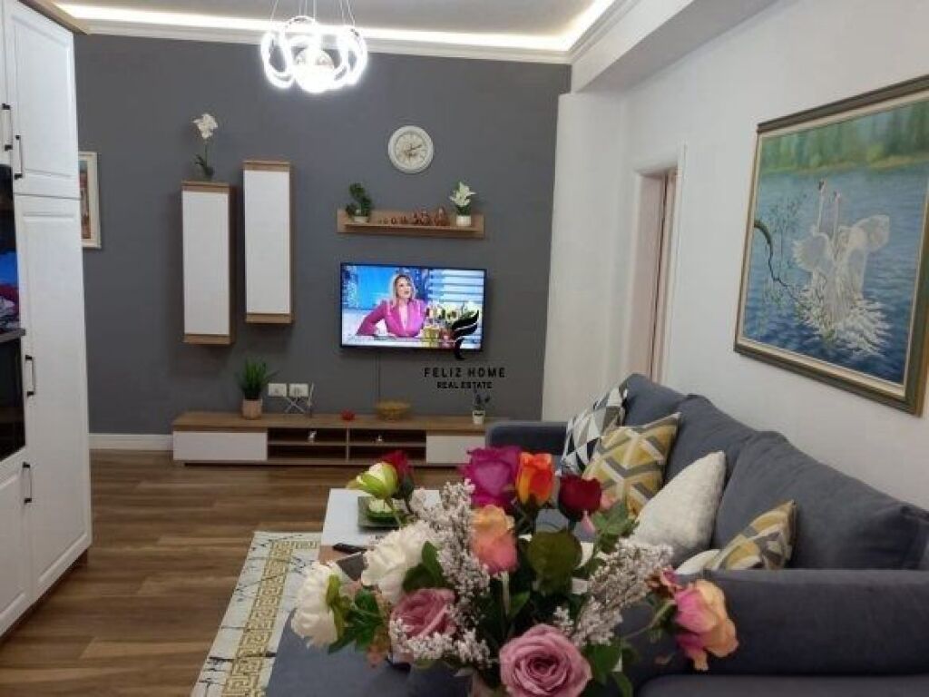 APARTAMENT ME QERA 1+1 BLLOK 65.000 LEKE FH-65576