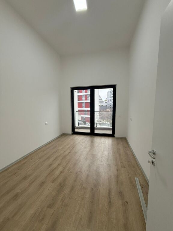 JEPET ME QERA APARTAMENT 2+1 (PER ZYRA)