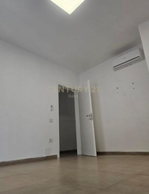 Office 2+1 for rent – space ready for business