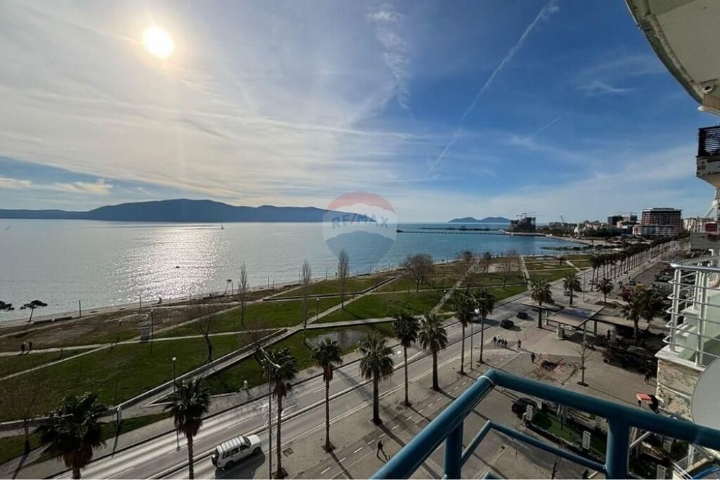 Appartamento 2+1+2 in affitto , Lungomare