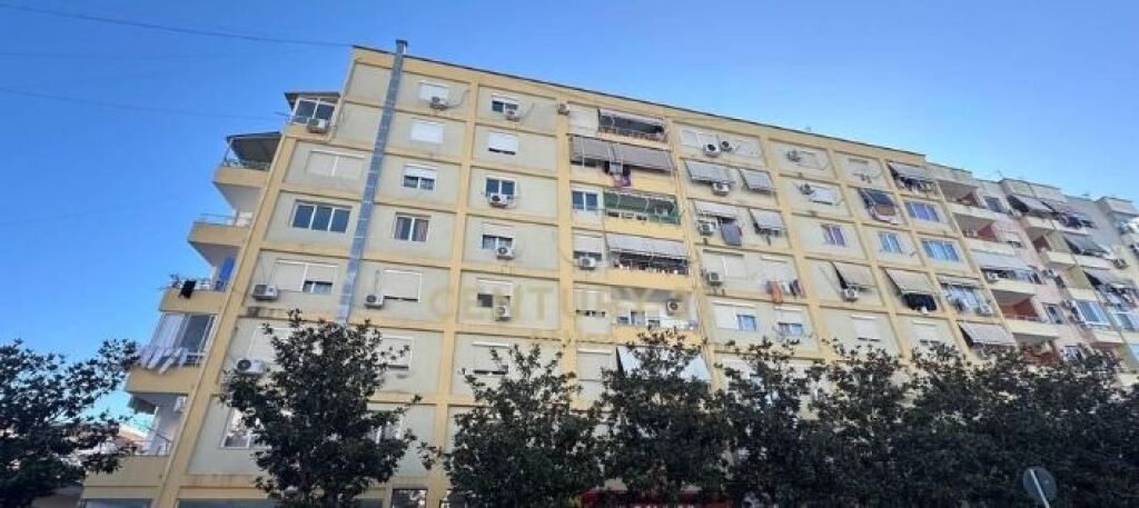 Unità commerciale in affitto – posizione strategica al piano 0