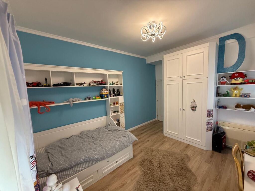Villa for sale in Rolling Hills