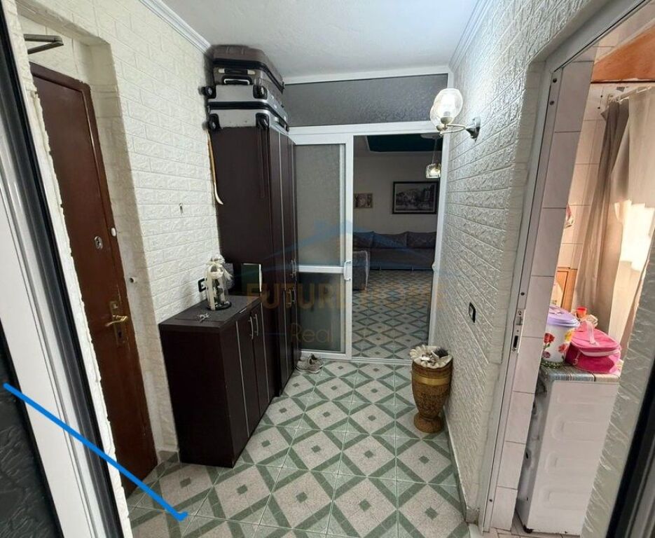 In vendita, Appartamento 1+1, Via Siri Kodra, Tirana.