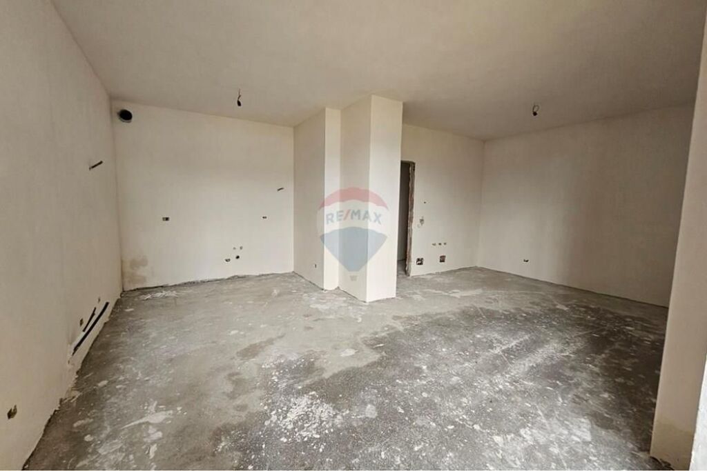 Appartamento - In Vendita - Via Jordan Misja, Tirana