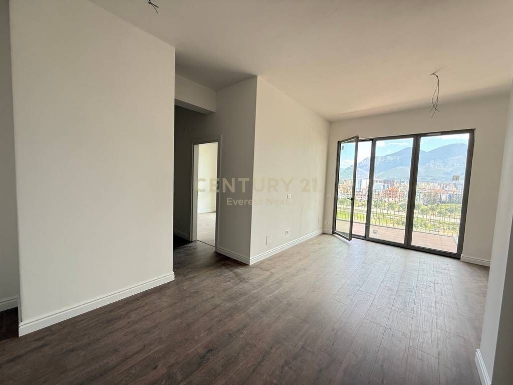 Shitet Apartament 1+1 Bulevardi Ri (Park Avenue) ! 195,000 € Sip. Totale  75m2