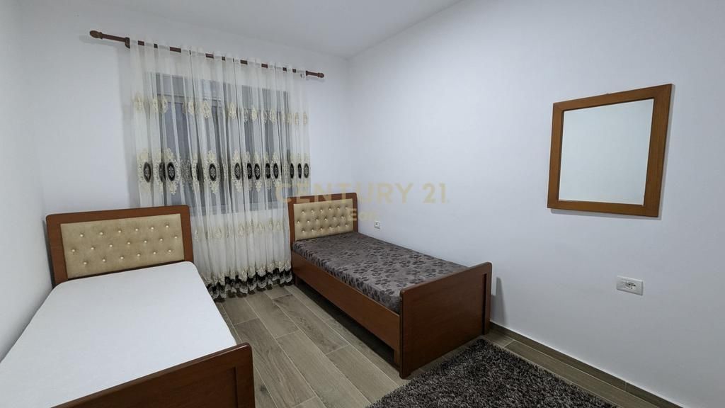 AFFITTASI APPARTAMENTO 2+1 PRESSO UKD, DURRES !
