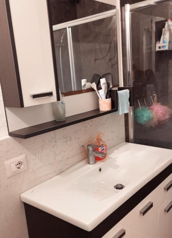 Jepet me Qira Apartament 2+1 – Astir !