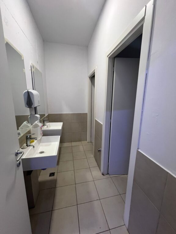 OFFICE FOR RENT ZOGU I ZI 360M2
