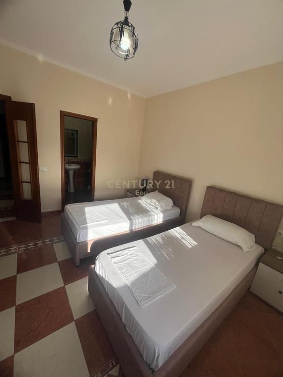Appartamento 2+2 In Affitto sulla Spiaggia, Durrës !