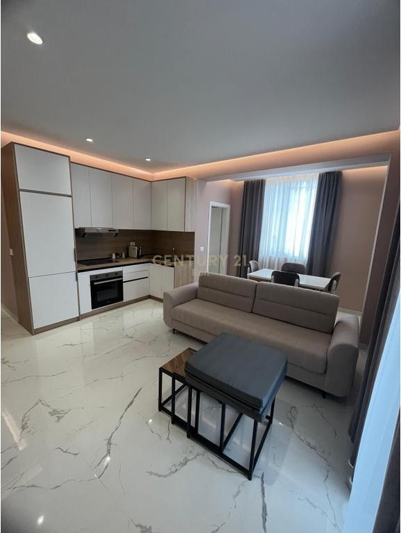 Appartamento 2+1 In Affitto nel Centro Golem, Durrës !
