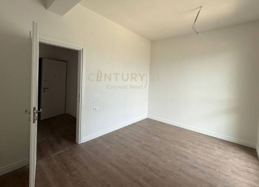 Shitet apartament 1+1 – projekt modern në zhvillim