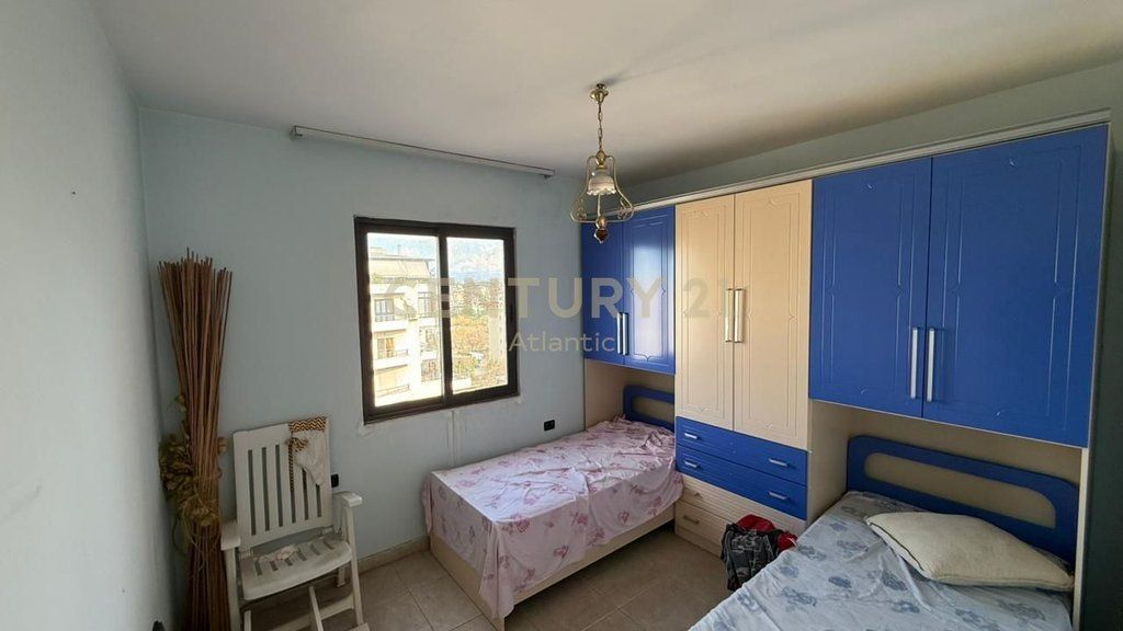 Apartament 2+1 në shitje në Plazhin e Hekurudhës 70 m²