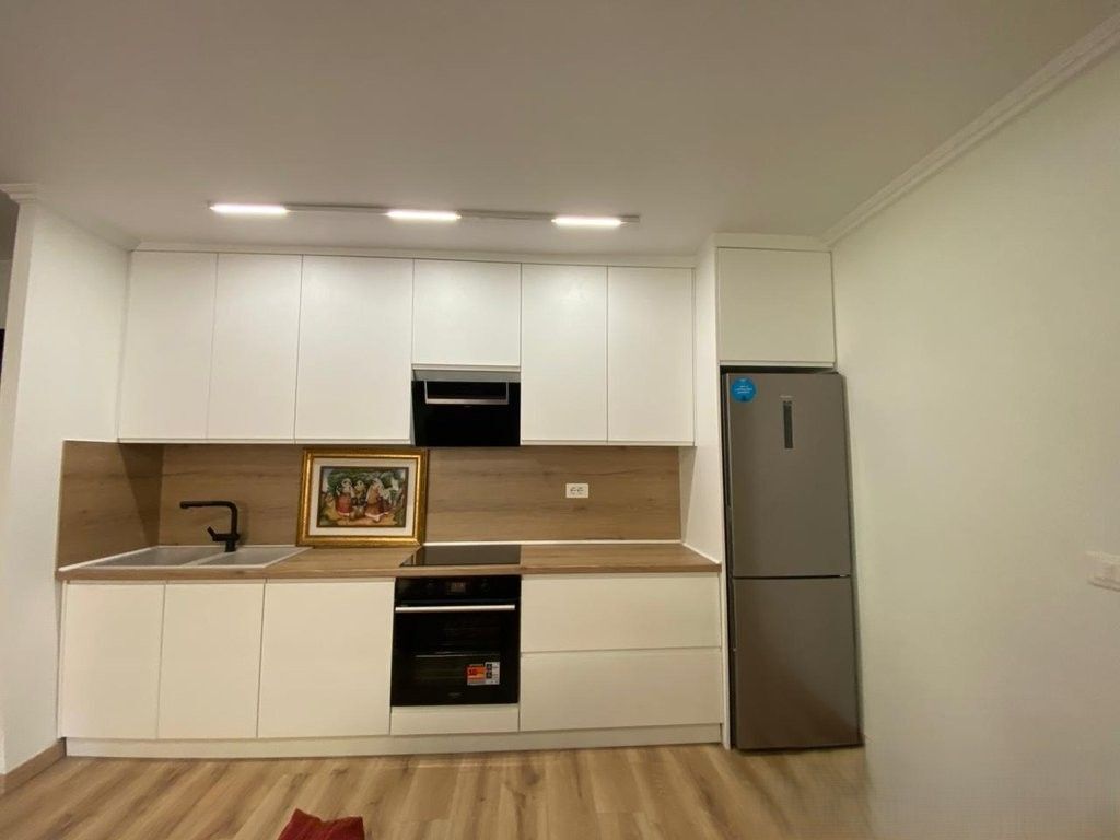 PRANE TREGUT ELEKTRIK JAPIM ME QIRA APARTAMENT 1+1+2 ,600 € /Muaj