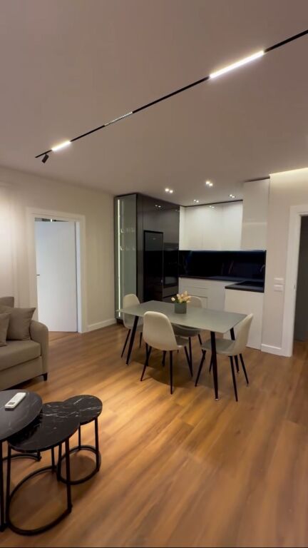 🏡 Apartament 2+1+2 me qira – Rruga Hoxha Tahsim