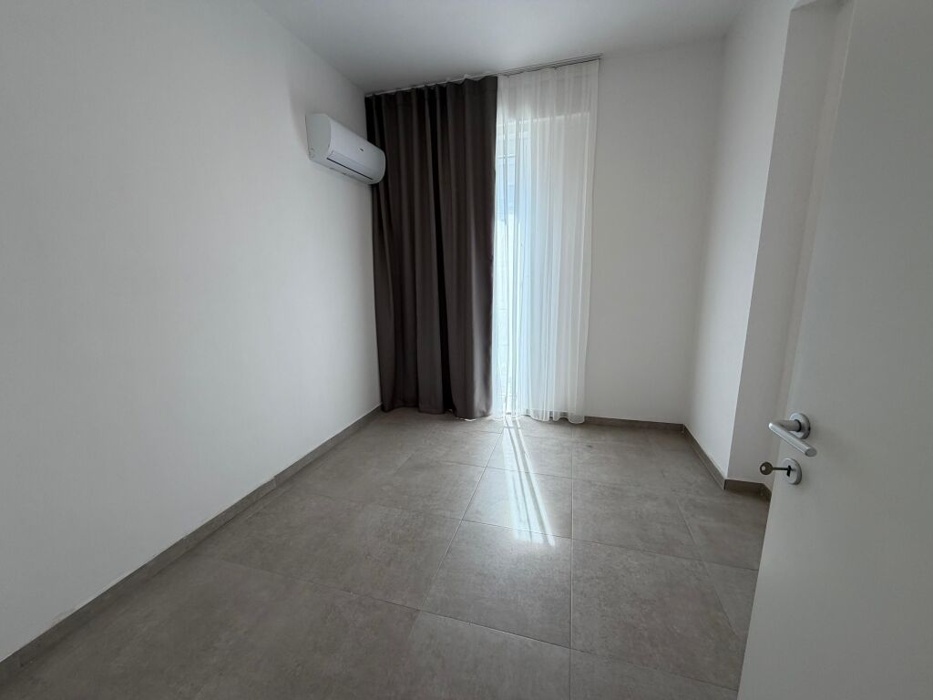 Apartment me qera 2+1 Tek 5 maji