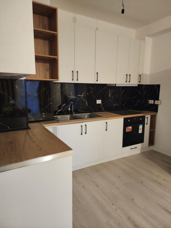 Appartamento in affitto 1+1 a Univers city