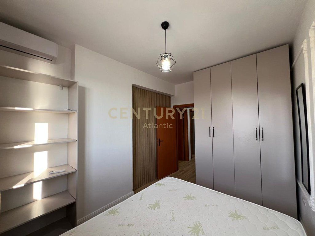 SHITET APARTAMENT 2+1 MOBILE NE PLAZH ILIRIA DURRES!