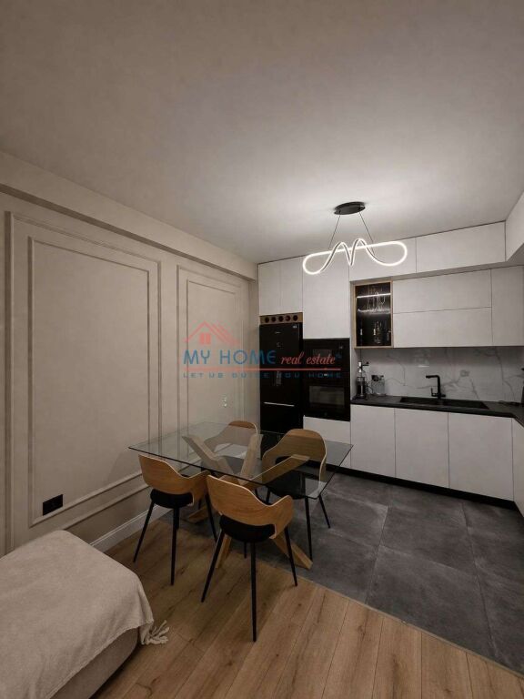 Apartment 2+1 for sale Paris Commune in Tirana