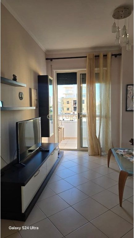 Appartamento 1+1 in Affitto a Iliria, Seconda Linea con Vista Mare !