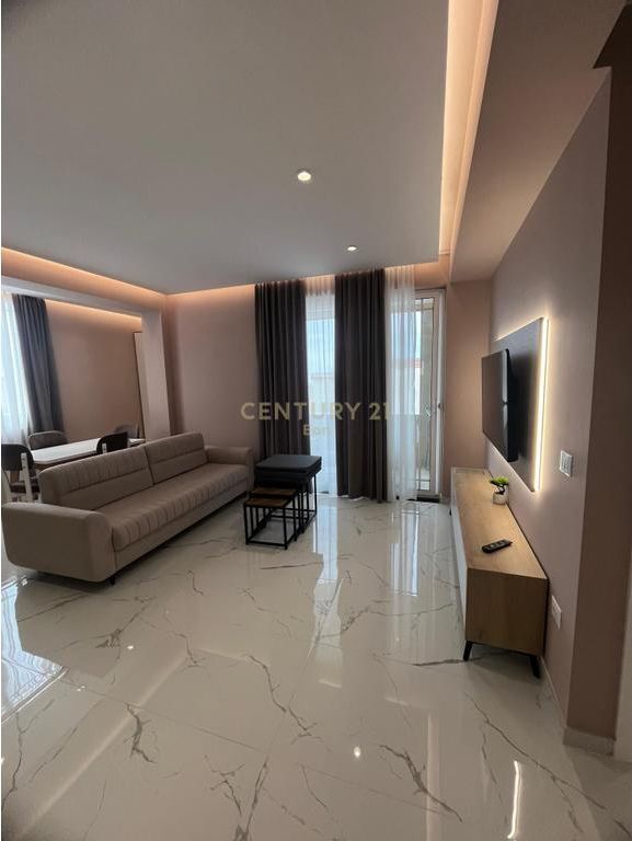 Appartamento 2+1 In Affitto nel Centro Golem, Durrës !