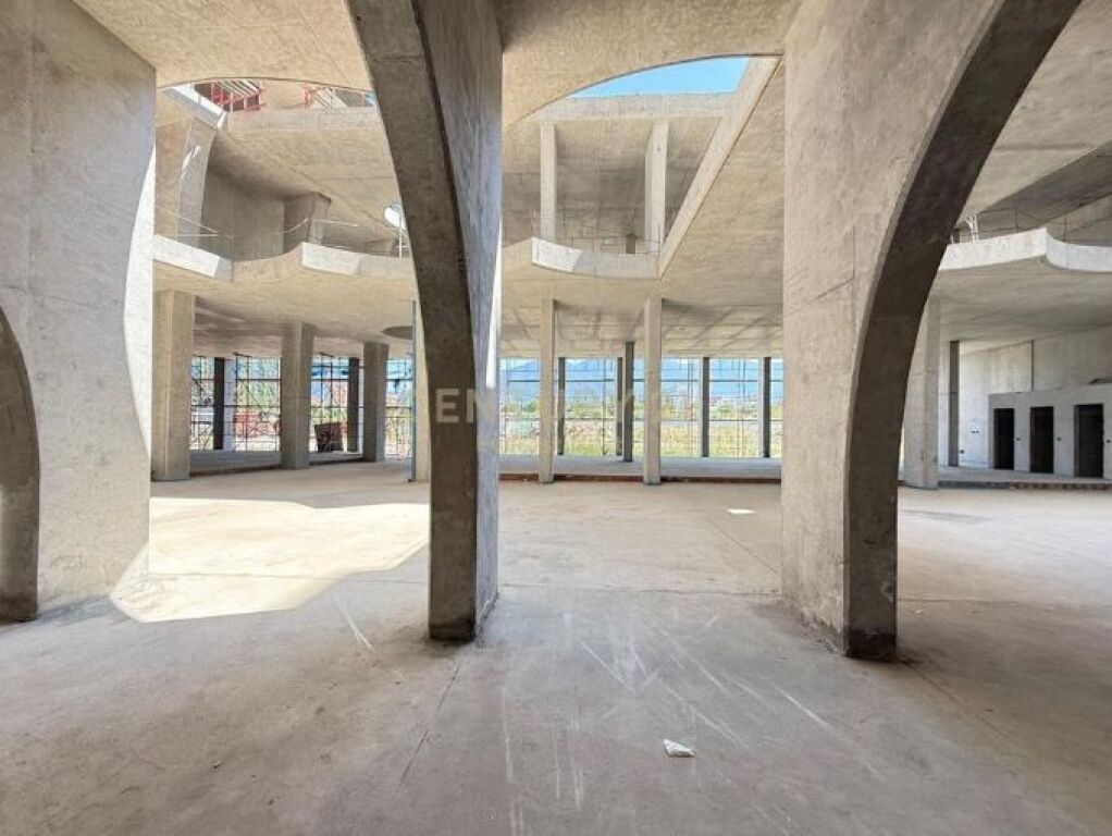 Shitet apartament 1+1 – projekt modern në zhvillim