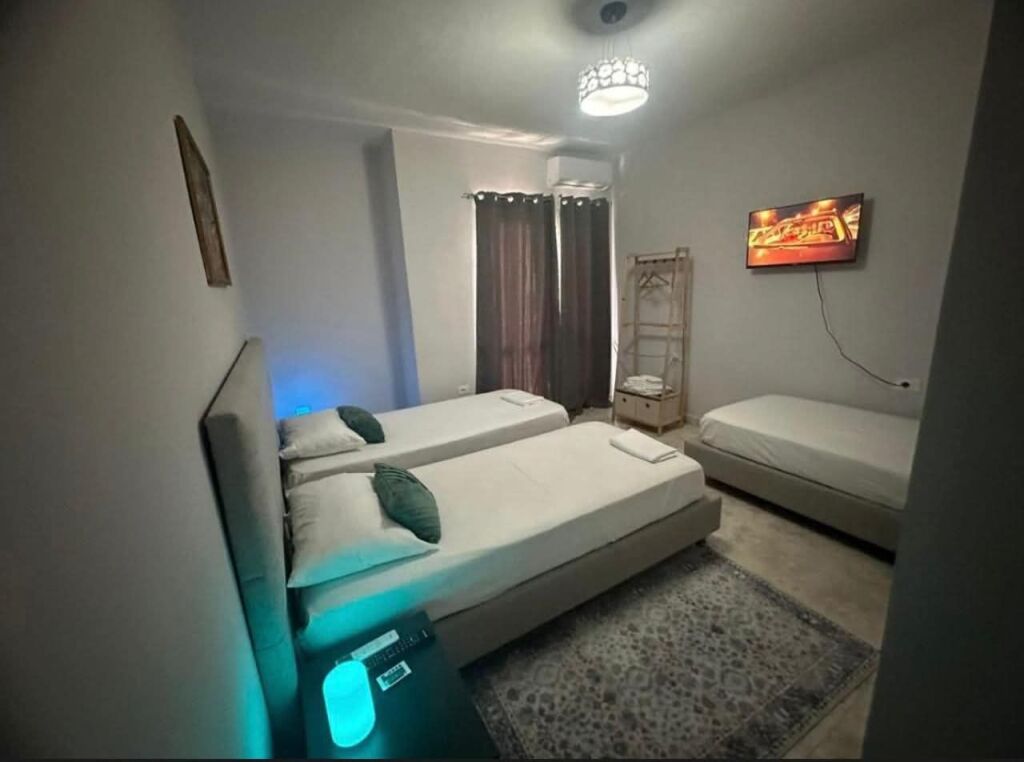 BLLOK_APARTAMENT 2+1+2 ME QIRA