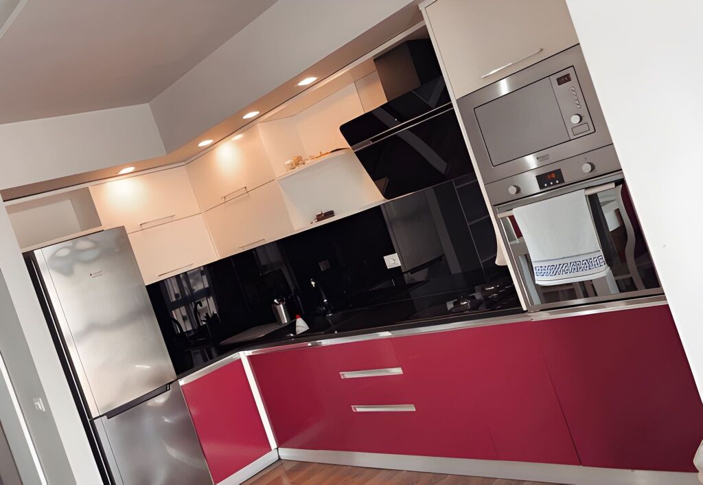 Jepet me Qira Apartament 2+1 – Astir !