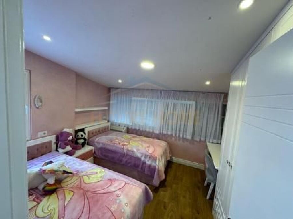For sale, Apartment 3+1+2 Parking Spaces, Fresk