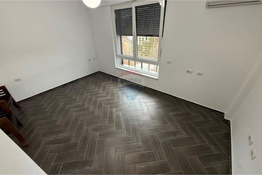 Apartment - For Rent - Myslym Shyri, Tirana