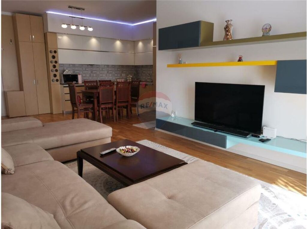 APARTAMENT 2+1 PER QERA TE KOPSHTI BOTANIK, XHAMIA