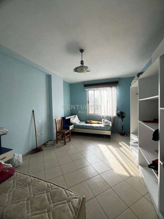 SHITET APARTAMENT 2+1 NE GOLEM