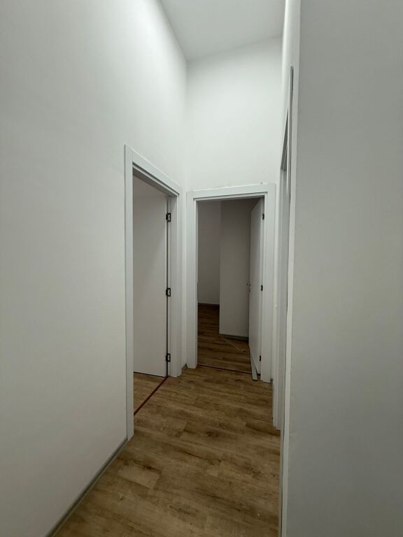JEPET ME QERA APARTAMENT 2+1 (PER ZYRA)