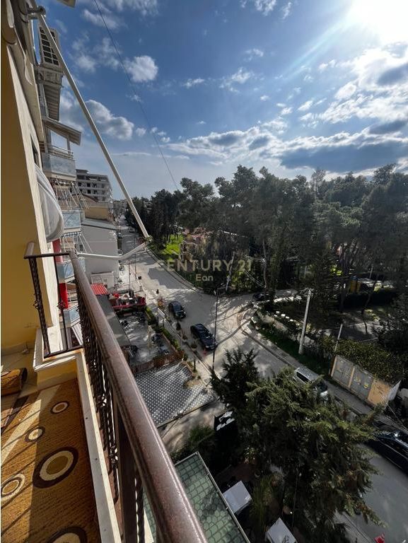 SHITET APARTAMENT 2+1 NE GOLEM