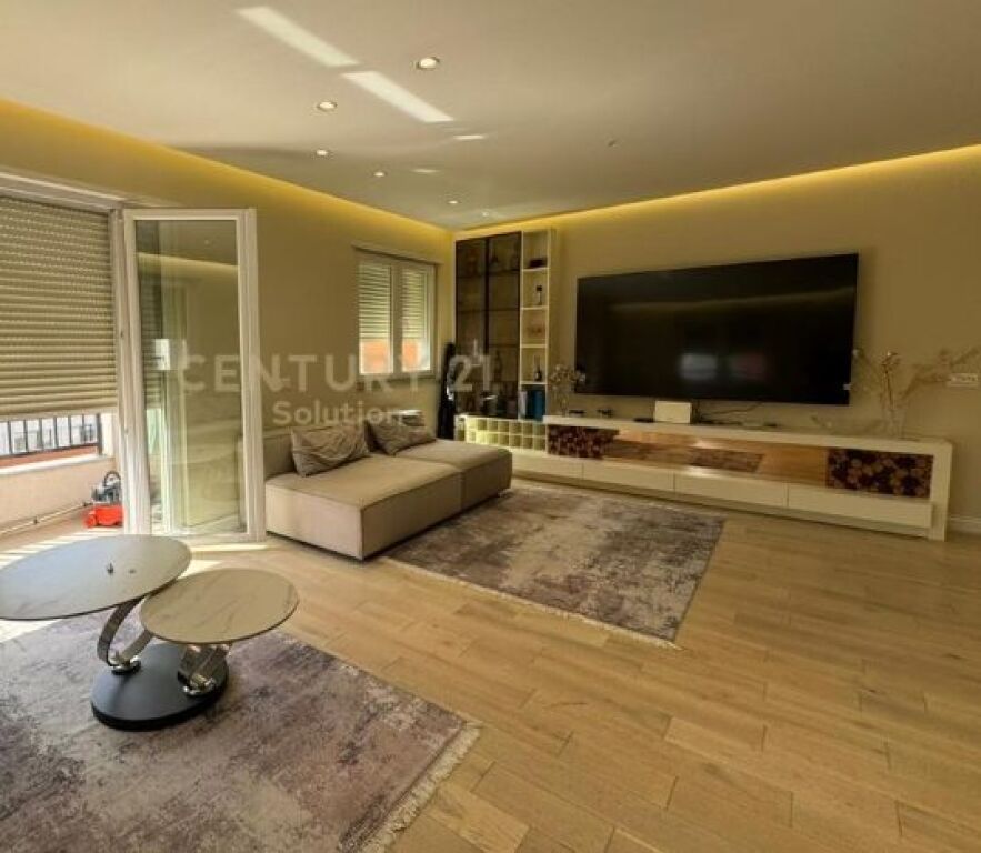 Apartment 2+1+2 for sale