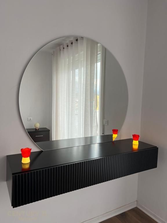 JEPET APARTAMENT 2+1 ME VERANDE ME QIRA TEK RRUGA E DIBRES