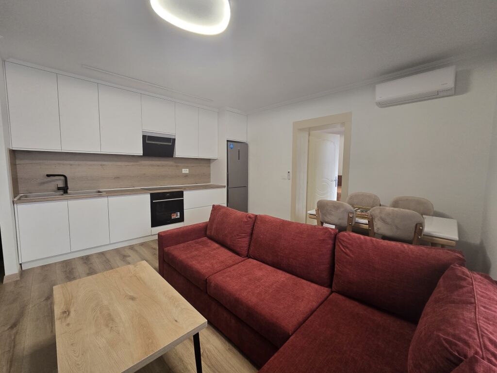 Apartament 1+1 me qera tek Rruga e Elbasanit